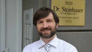 Dr. Steinhauer